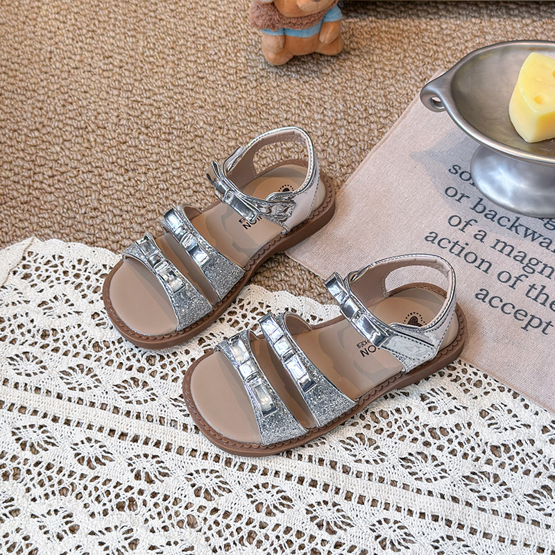 Niñas de verano 2026 nuevos zapatos de princesa de niña zapatos de playa suaves image 1