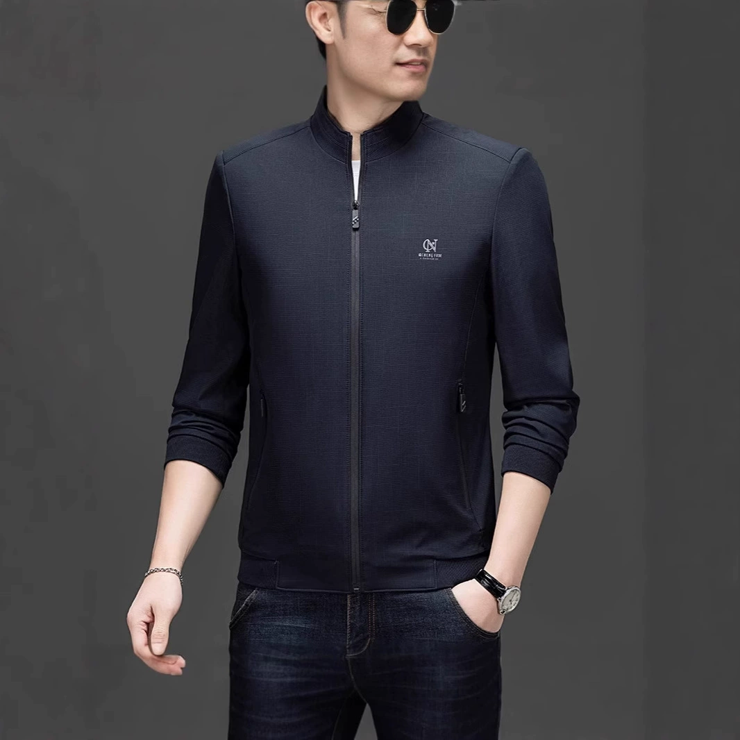 Autumn jacket for leisure with zipper