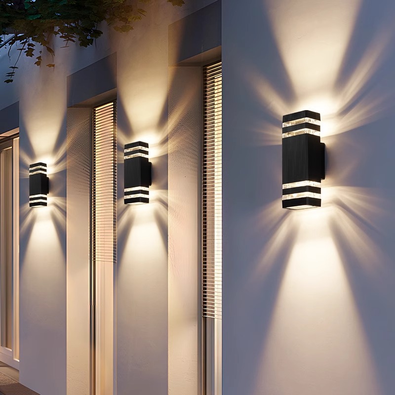 Lámpara de pared al aire libre, impermeable, bañador de pared al aire libre, puerta de hotel de villa, pared exterior, lámpara de patio, foco de balcón de terraza simple