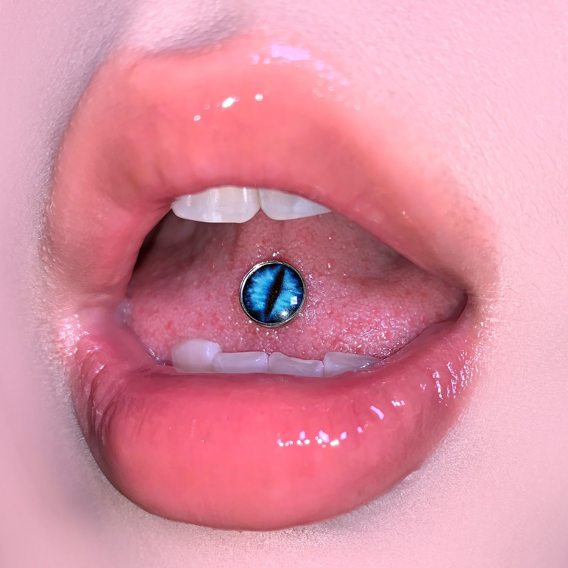 Cat Eye Magic Pupil Tongue Nail Titanium Steel Oil Drip 4-Color External Thread Tongue Barbell Body Piercing Jewelry Wholesale detail image 9