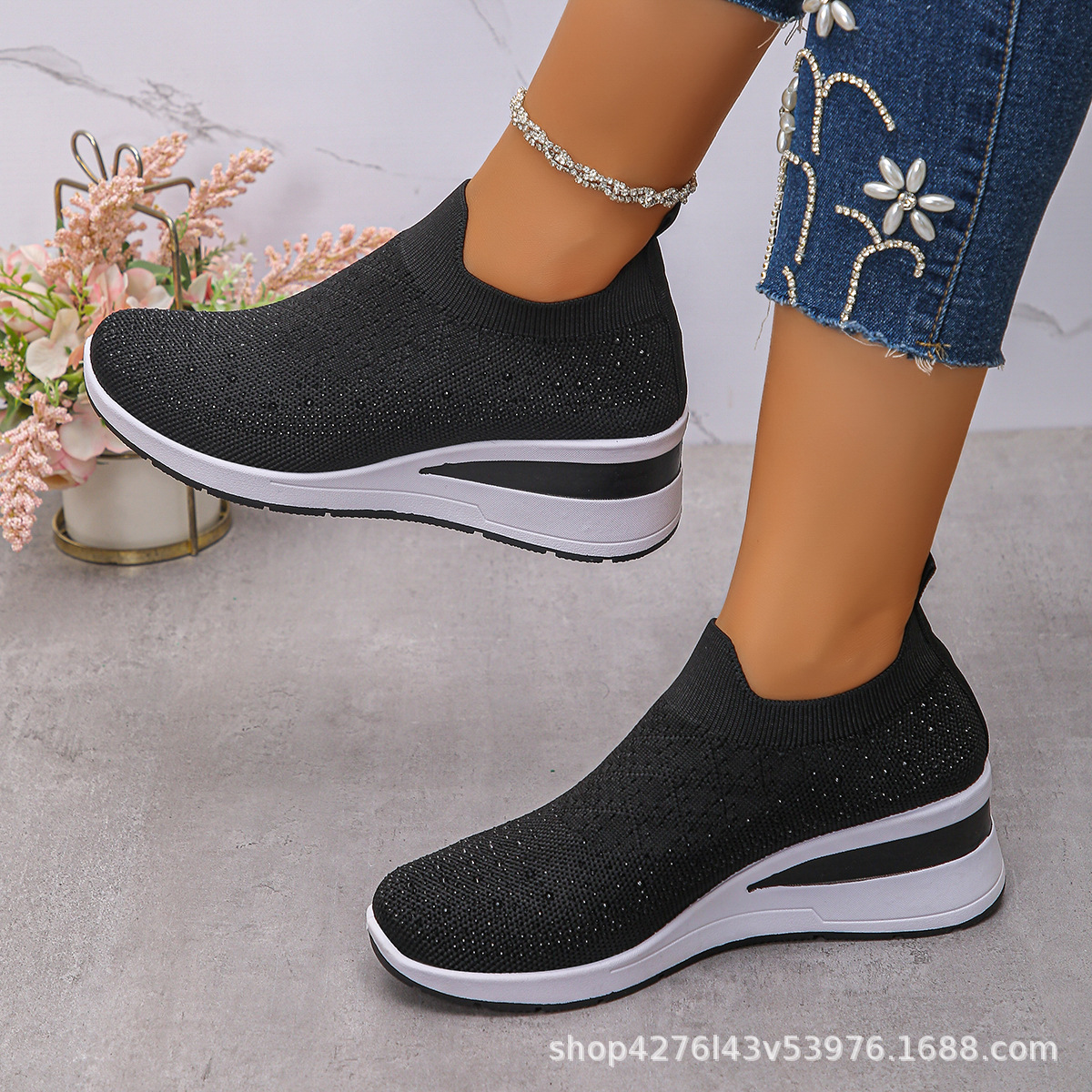 Mujeres transfronterizas botas de calcetines de tejido, pendiente de diamante flash con un pedal, ligero multicolor, suministro al por mayor de comercio exterior estable