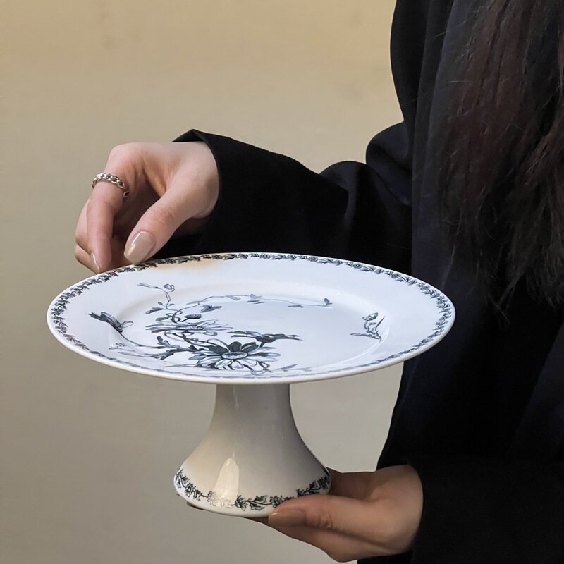 中古のフランスの青い花のデイジーの食事の皿の陶磁器の復古の皿のヴィンテージのデザートの洋食の皿の卸売り|undefined