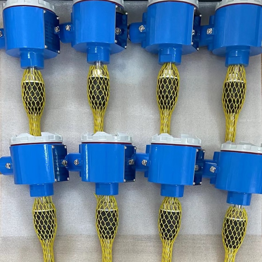 西安环路数显一体化温度变送器 温度传感器 4-20mA信号输出