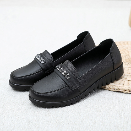 New style mother's shoes, genuine leather soft sole single shoes, comfortable flat soles, middle-aged and elderly women's shoes, middle-aged and elderly work leather shoes