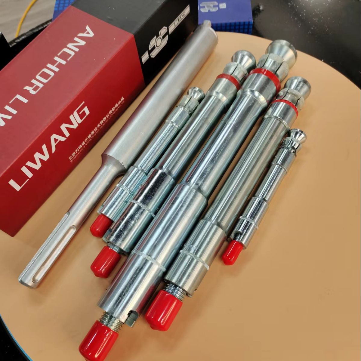 LZK-A力王重型螺栓自切扩孔锚栓M12/22X125/30强力螺杆|ms