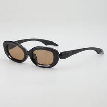 �n��С���ǹ�ɫ�Ɍ���������ǧ���L�r�ִ�����ꖷ���sunglasses