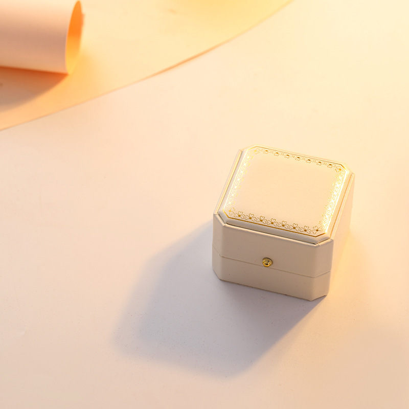 Fuente de fábrica ins caja de joyería de terciopelo caja de anillo pendientes caja de collar caja de brazalete caja de joyería caja de embalaje al por mayor