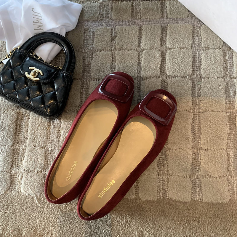 葡萄妈同款现货~ 气质圆头方扣浅口绒面通勤百搭舒适单鞋女春秋|undefined