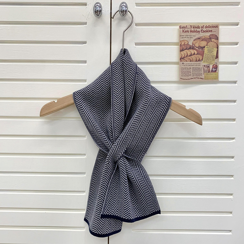 Bufandas de otoño y invierno sensación de atmósfera nueva personalidad coreana ondulada cruzada collar perezoso engrosado bufandas cálidas al por mayor