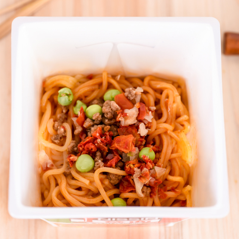 NISSIN Cup Noodles Italy Meat Sauce Cheese Bacon Flavor Instant Dry Noodles Bulk Wholesale