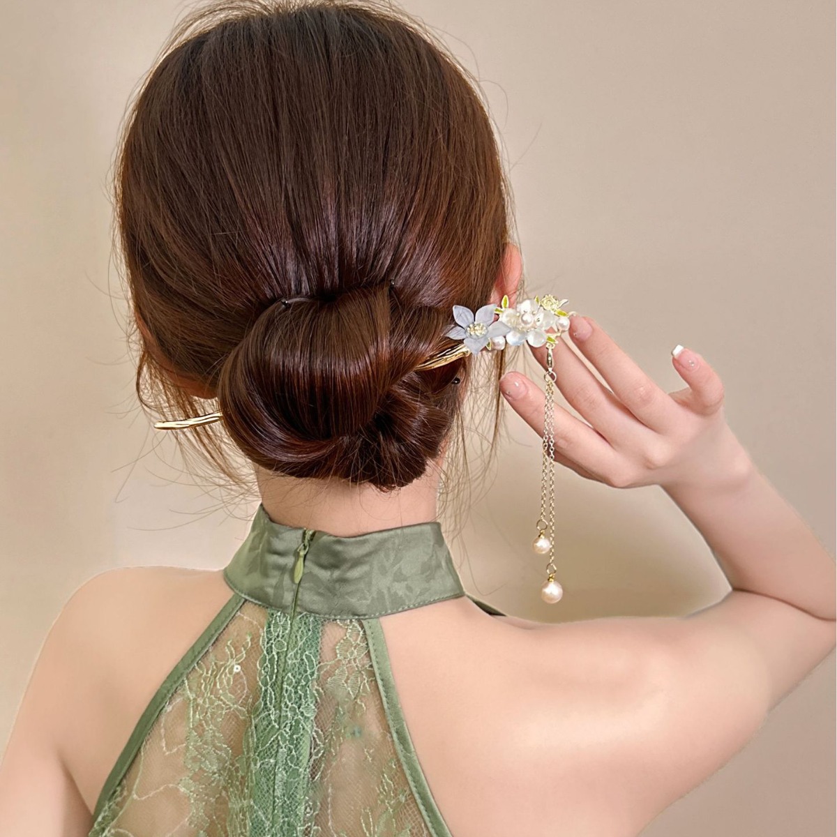 Peach blossom tassel hairpin women's new Chinese cheongsam Hanfu hairpin back head ancient style high-grade updo hair accessories