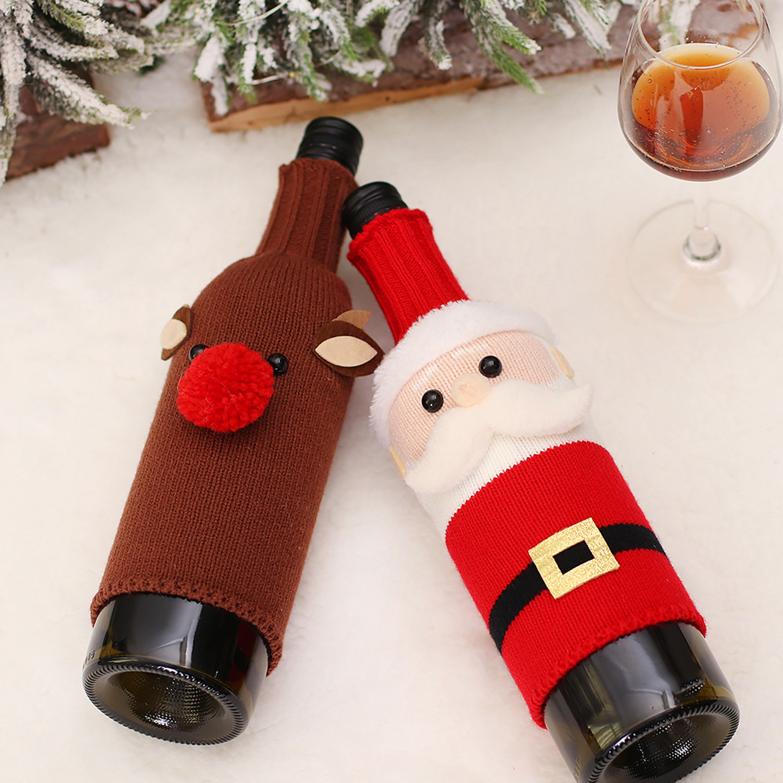 Cruzar la frontera nueva botella de vino de Navidad cubierta de punto cinturón de tela anciano muñeca cubierta de champán bar Mesa atmósfera Decoración
