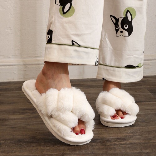 New Arrival Autumn/Winter Plush Home Shoes with Cross Design, Warm and Cozy Bedroom Slippers for Women, Cotton Slippers