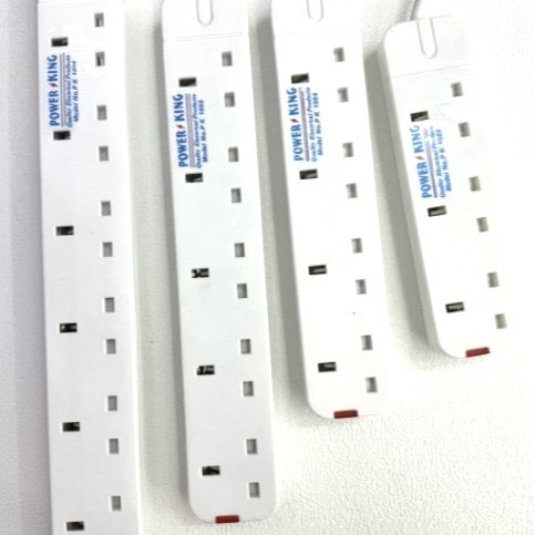 Enchufe estándar británico transfronterizo fábrica directa de enchufe de extensión británico multi-inserción enchufe de fila africana Amazon image 3