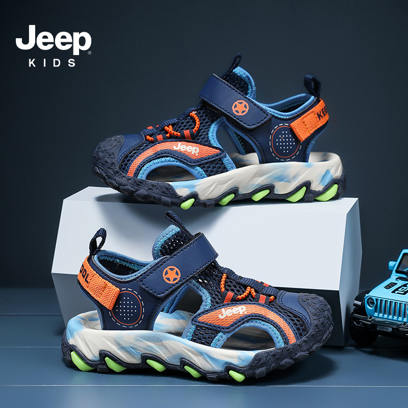 Jeep children's sandals 2026 summer new model with Velcro straps, boys' sports sandals, comfortable and lightweight, versatile children's sandals