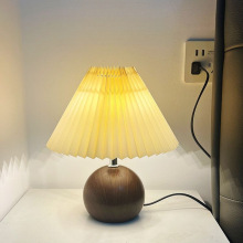 百褶台灯ins北欧陶瓷卧室床头灯温馨浪漫简约ins风少女心高级复古