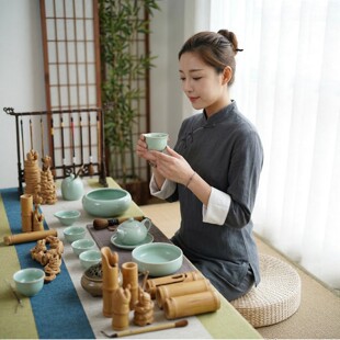 ����U�޷�Ů���b��������h����ˇ����ʿ��͸���ź�ڤ�������