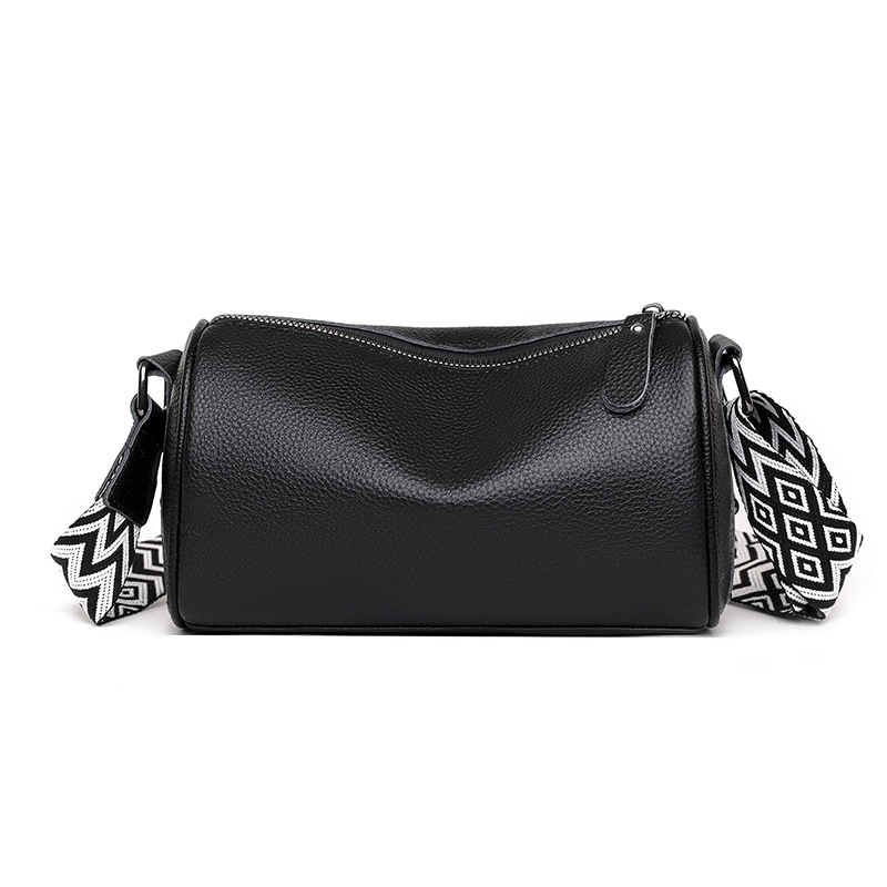Cross-Border New Top Grain Cowhide Leather Bag For Women, Large Capacity Shoulder Crossbody Underarm Bag, Genuine Leather Studded Pillow Bag - Thumbnail 5
