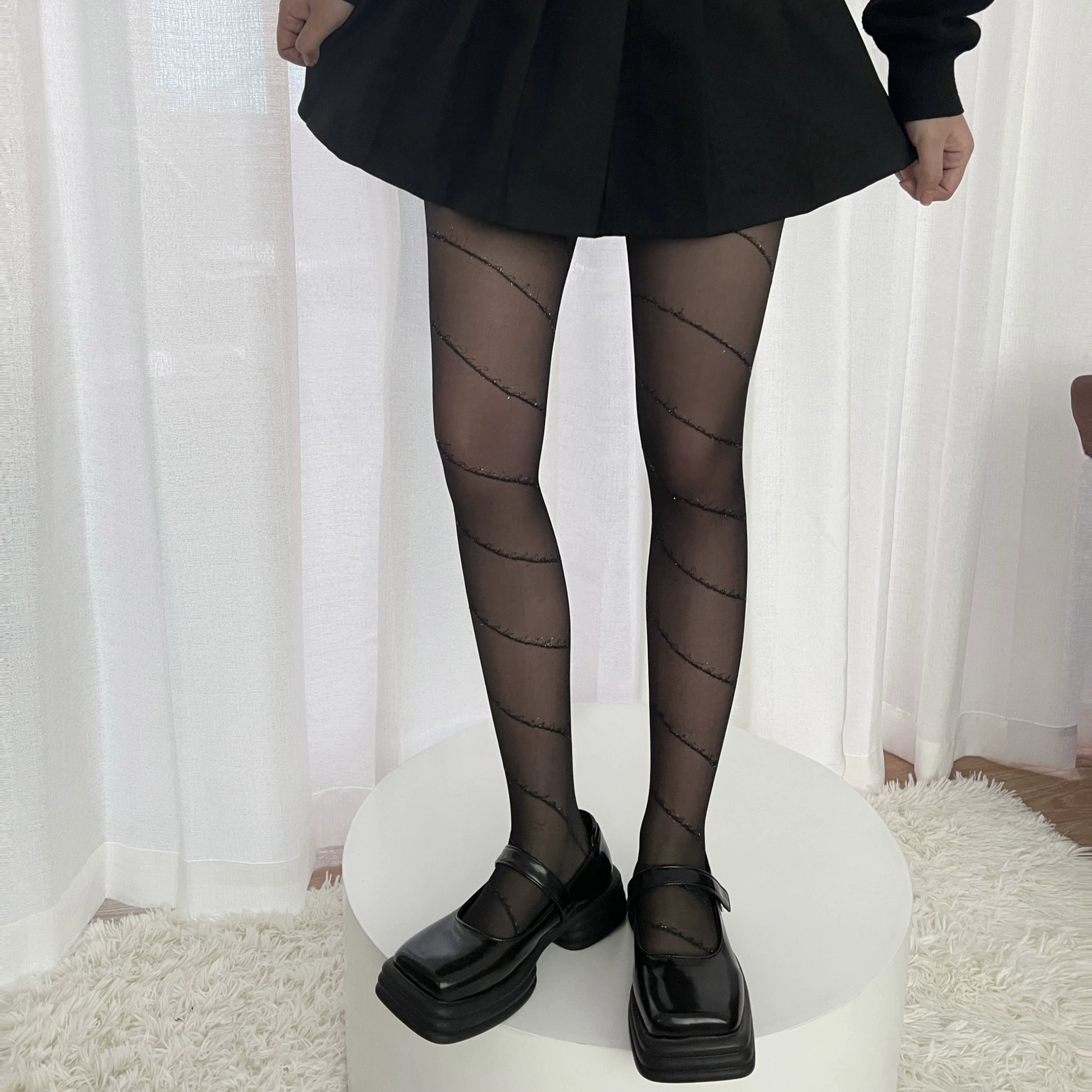 Колготы, тонкая фактура, панк-стиль, американский стиль