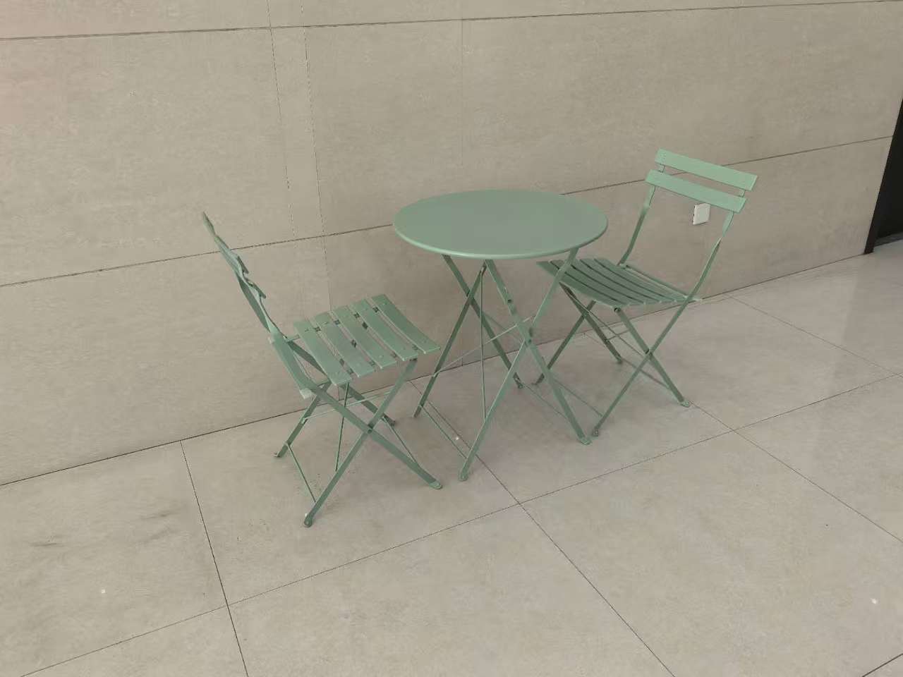Mesa y silla plegables al aire libre balcón mesas de té ocio mesas y sillas de tres piezas patio exterior impermeable set de hierro forjado creativo