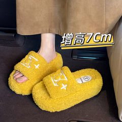 网红款一字毛毛拖鞋女秋冬新款韩版字母印花外穿毛绒拖鞋休闲平底