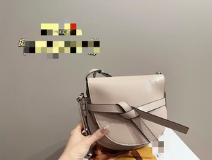 2025�¿��_���R����ŮҸ�º����Yײɫ��Ƥ�������玧�μ�б��С��