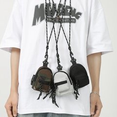 Genuine materials, classic style crossbody bag zipper stitching