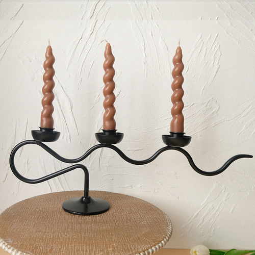 Modern Minimalist Iron Candlestick Home Romantic Atmosphere Prop French Entrance Piece Decorative Candleholder