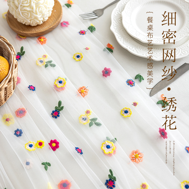 新款韩式婚礼桌布长条装饰氛围感彩色蕾丝布草坪派对餐桌桌旗加长|undefined
