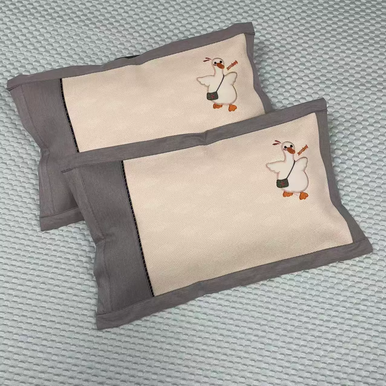 Летняя охлаждающая подушка для студентов, одинарная охлаждающая подушка-мат, дышащая подушка-мат из ротанга для лета, оптовая продажа подушек из гречневой шелухи для детей.