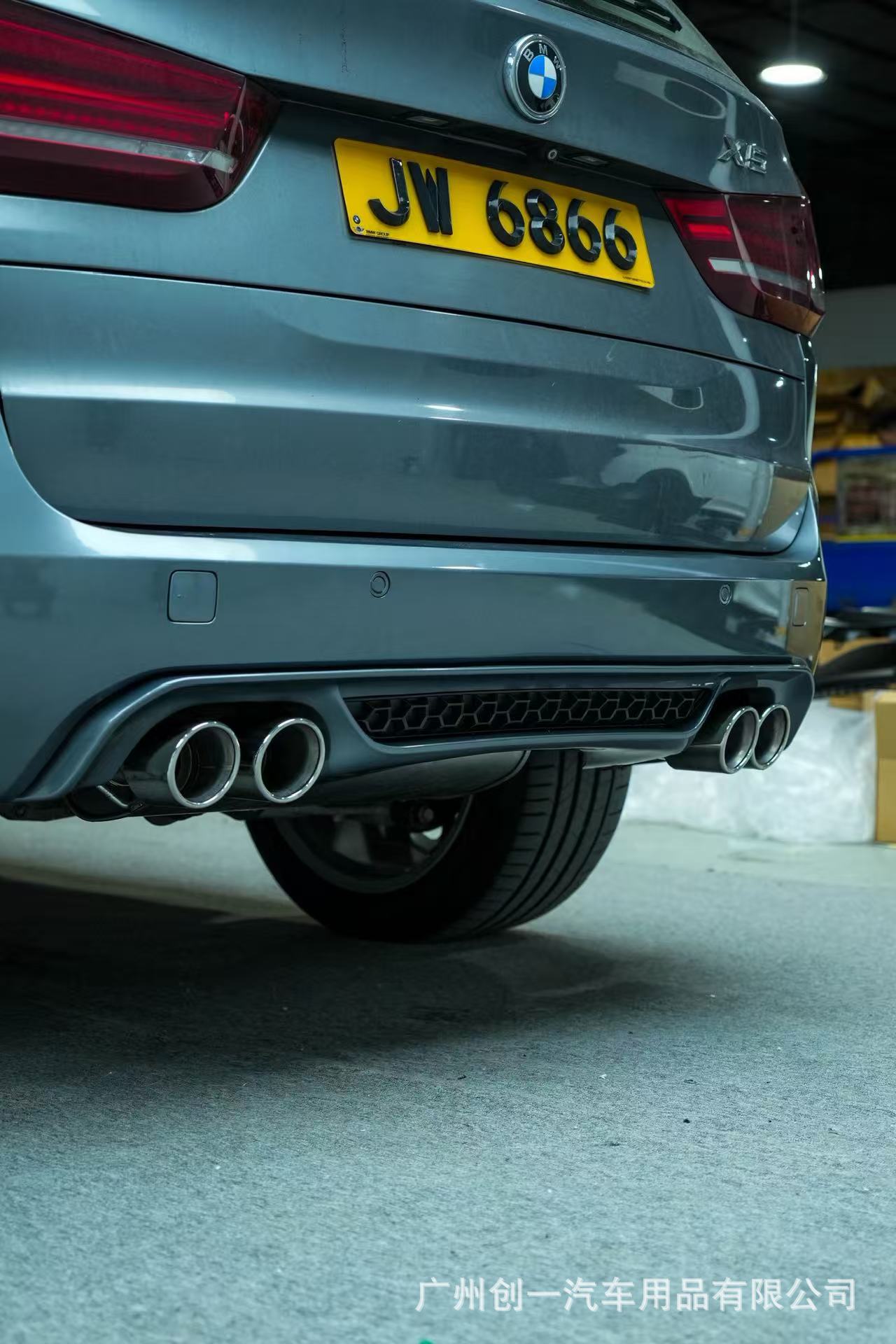 Suitable for 14-18 BMW X5 F15 modified to X5M, front and rear bumper assembly, side skirts, M Sport large body kit