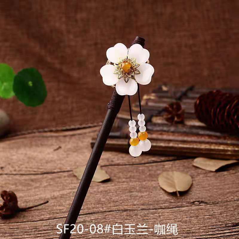 黒檀の木のかんざしのフリンジをまねて、かんざしの子供の古風な頭飾りをします。|undefined