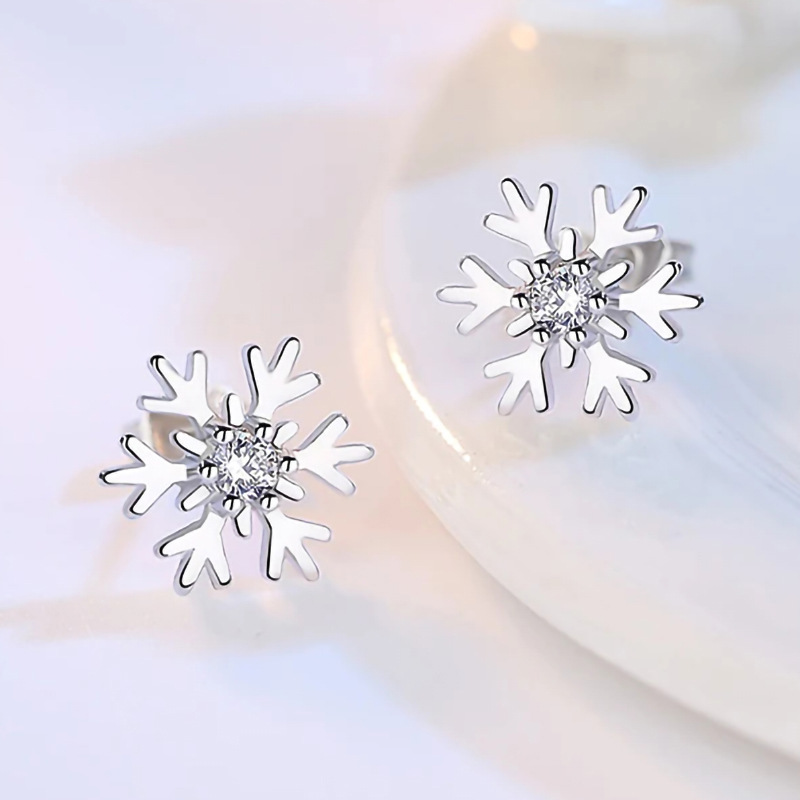 Cao Shi Schneeflocke Ohrringe mit Zirkon eingelegt kleine frische Ohrringe Weihnachtsfest Neujahr Schmuck für Frauen_voghion.com