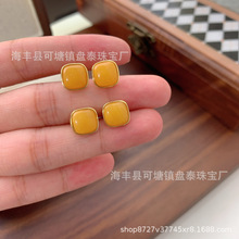 厂家批发 天然俄料蜜蜡方形方糖简约耳钉 S925银镶嵌