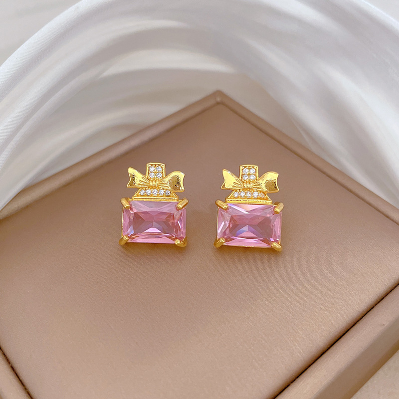 Set collana e orecchini a farfalla con boccetta di profumo_voghion.com