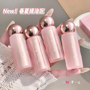 Gegebear�q�F��ɫ������Ȼ��������@�״��Ա���־ò���Ó�y����