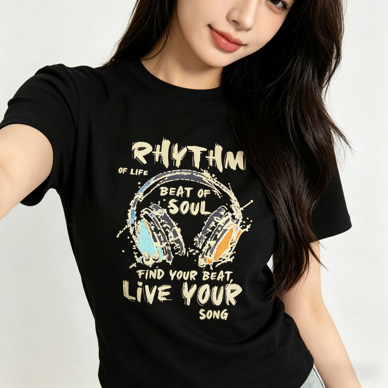 American-Style Fragmented Earphone Rhythm Slogan T-Shirt for Women, Summer Slim-Fit Black Casual Short-Sleeve S565