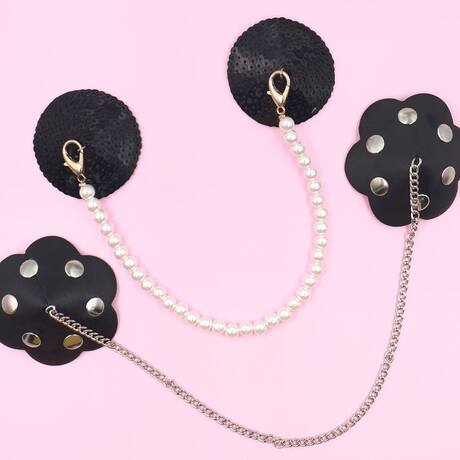 Night Fragrance In-Stock Beauty Breast Stickers High-End Pearl Chain Studded Pu Breast Stickers Sexy European and American Style Black Sm Breast Stickers