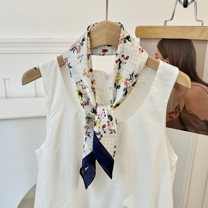 Bufanda de seda, bufanda cuadrada pequeña, nueva atmósfera coreana, pañuelo floral, cinturón para el cabello, bufanda decorativa, chal pequeño exterior