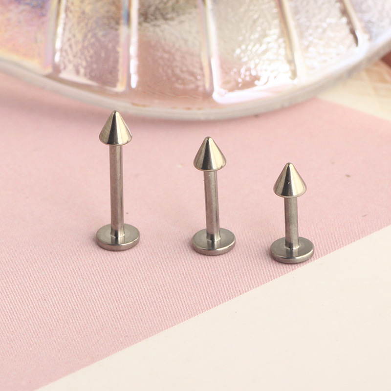 Pointed titanium steel lip stud product view