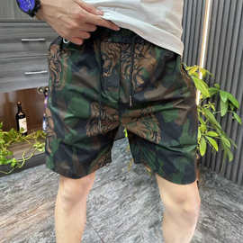 网红痞帅印花短裤男款夏季新款潮牌外穿五分裤男士休闲运动沙滩裤