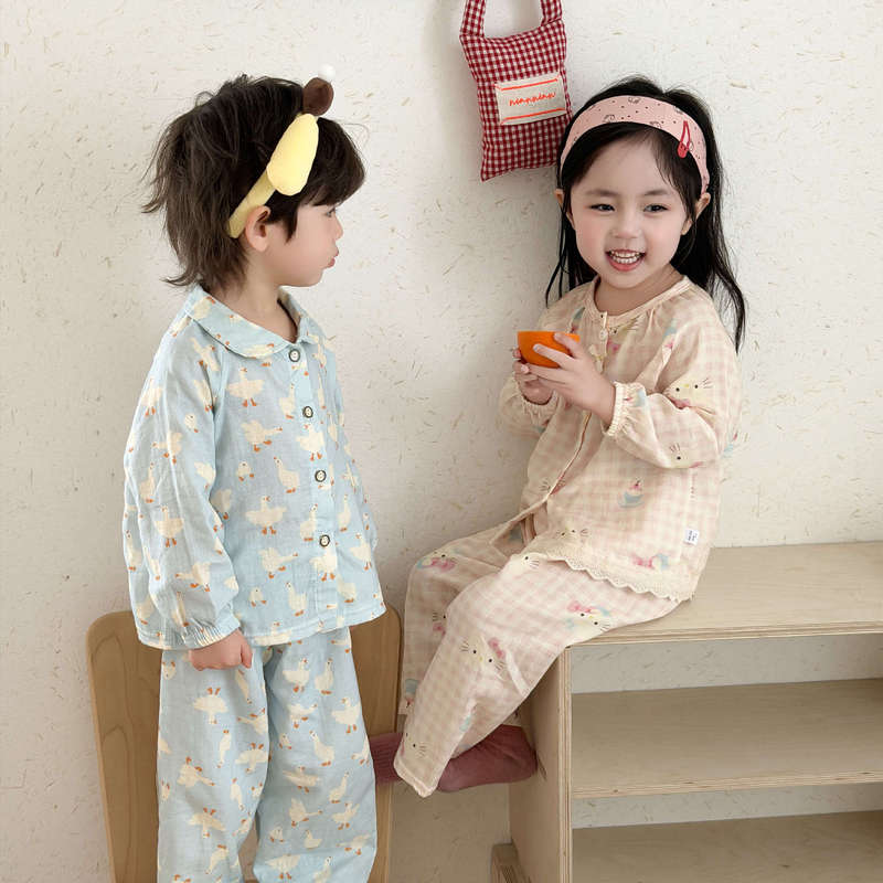 Children's Pajamas Pure Cotton Double-Layer Gauze Spring, Summer and Autumn Thin Baby Home Clothes Men's and Women's Cartoon Air-Conditioned Clothing Set Children's Pajamas Pure Cotton Double-Layer Gauze Spring, Summer and Autumn Thin Baby Home Clothes Men's and Women's Cartoon Air-Conditioned Clothing Set