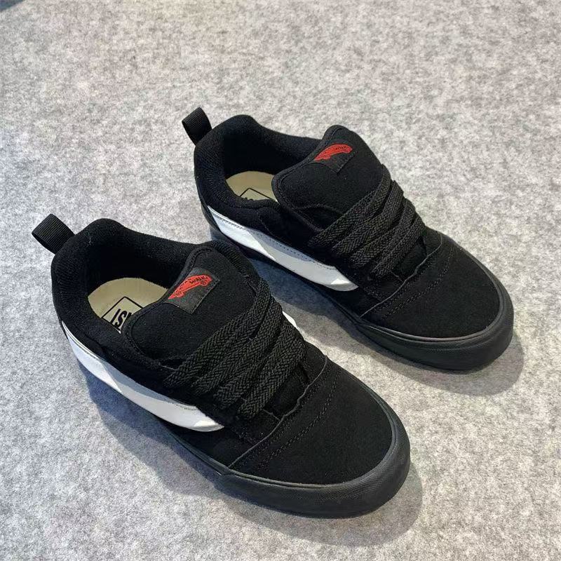 Zapatos de hombre de talla grande, transpirables para primavera y otoño, zapatos de moda nuevos de 2026, zapatillas de lona de estilo coreano, zapatos deportivos e informales para hombre.
