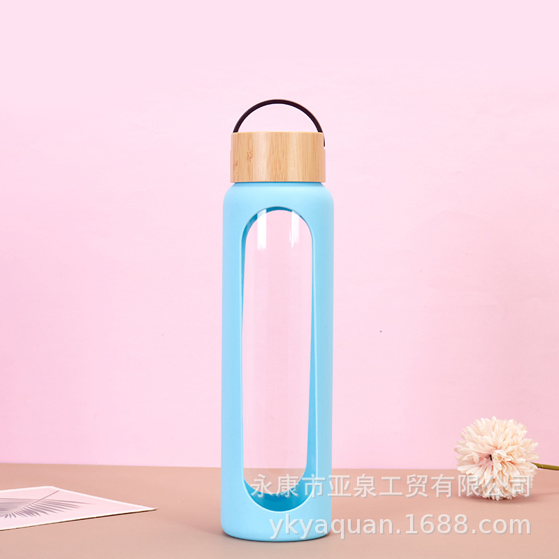 Vaso de vidrio portátil transfronterizo con alto contenido de borosilicato con funda de silicona, taza de agua de vidrio de té portátil para automóvil al aire libre, regalo al por mayor