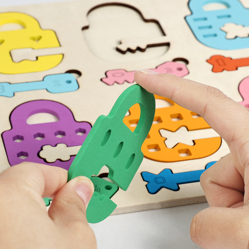Educación temprana para niños Monty llave desbloqueo forma de bloque de construcción emparejamiento mano-ojo entrenamiento de madera puzzle juego image 4