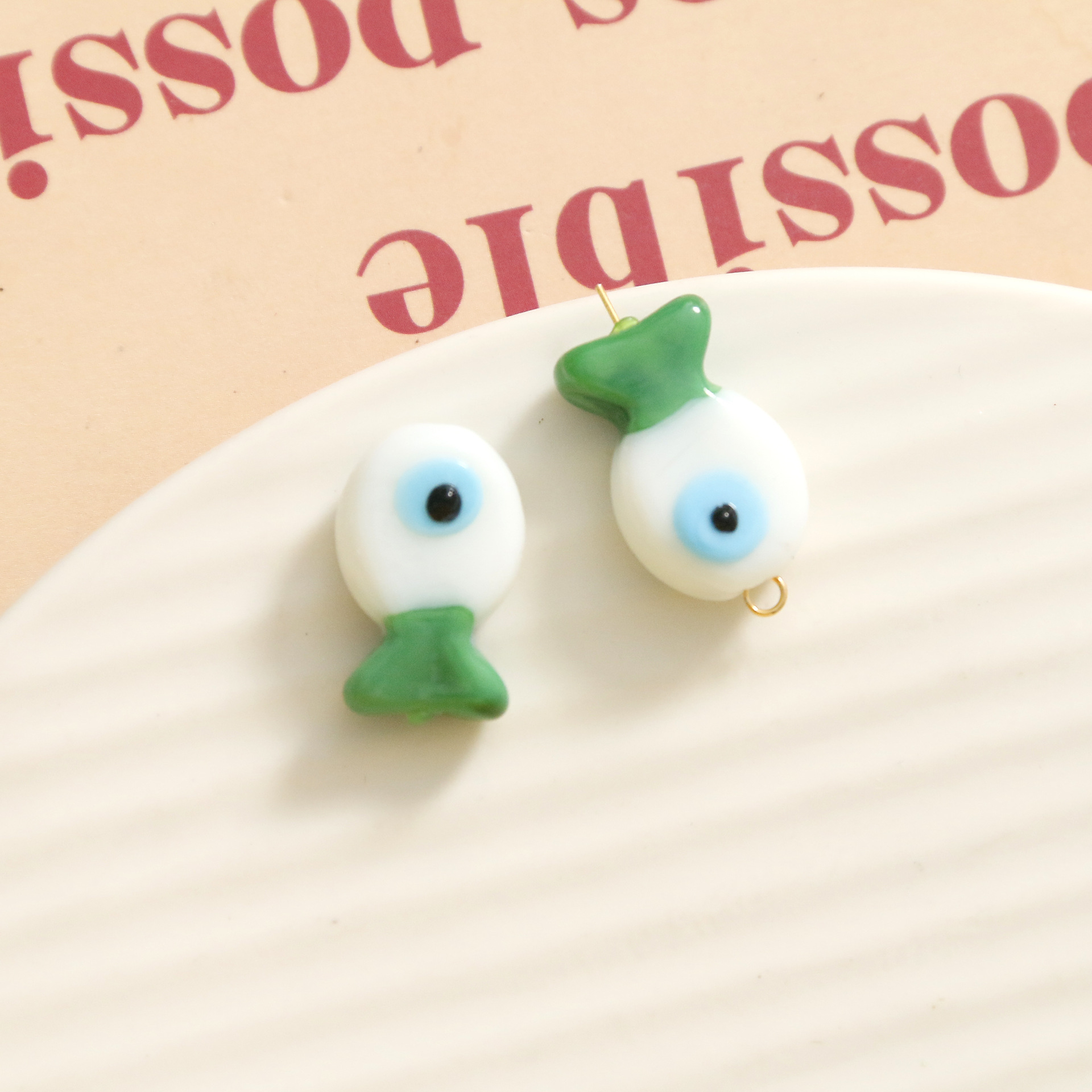 3g Weight Pendant Jewelry Making Type DIY Jewelry Accessories Classification 1 Piece Quantity Glass, glass Material Fish Pattern Epoxy Design Simple Style, Classic Style Style 1 Piece Glass Glass Fish Pendant 8