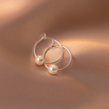 s925银耳环女简约韩版圆环贝珠合成珍珠耳圈简约耳环耳饰品E3828