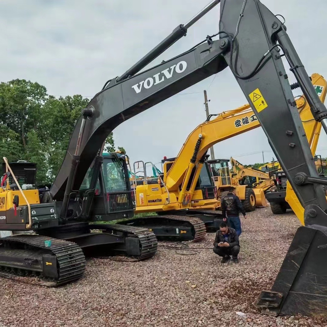 Hangzhou excavadora de segunda mano exportación de consultor Komatsu130 Carter312 VOV140 SanY135 150 image 3