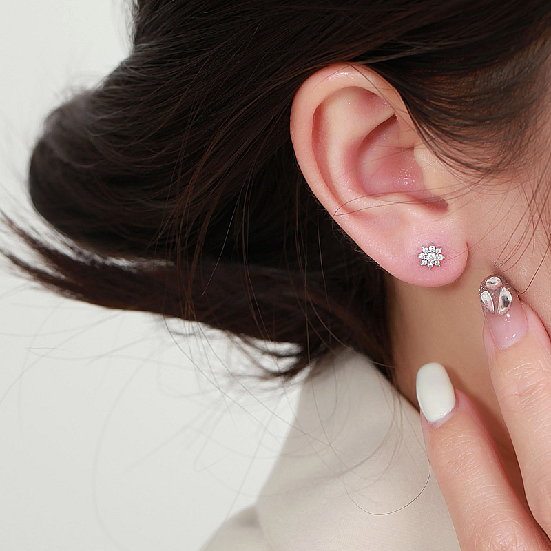 Flower Pattern Women'S Gender 1 Pair 925 Sterling Silver Zircon Flower Ear Studs