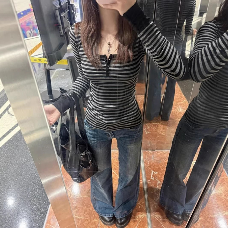 2026 Autumn and Winter Season German Velvet Black and Gray Striped U-Neck Regular Shoulder Long-Sleeve T-Shirt for Women, Slim-Fit Base Layer Top 2026 Autumn and Winter Season German Velvet Black and Gray Striped U-Neck Regular Shoulder Long-Sleeve T-Shirt for Women, Slim-Fit Base Layer Top